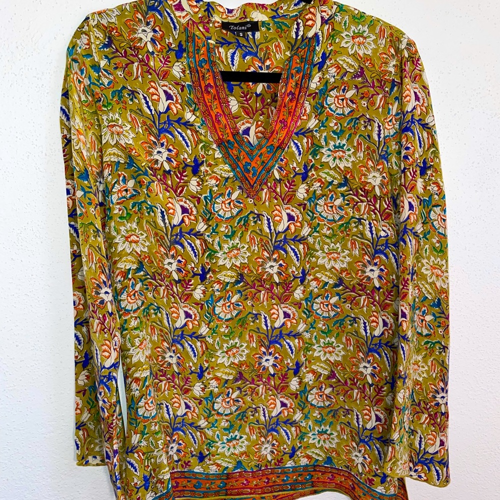 Tolani silk tunic size S.